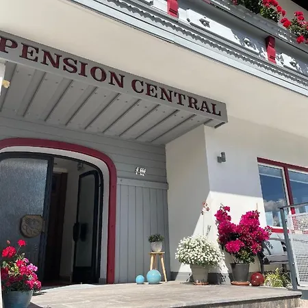 Haus Central Πανσιόν 4*